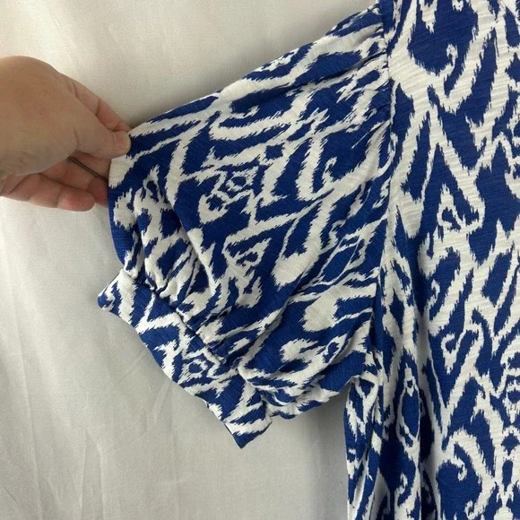 Chicos Size 3 XL Blue White Ikat Print Puff Sleeve Top Shirt Cotton Blend Boho‎ - Picture 5 of 8